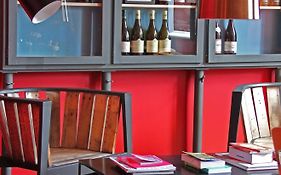 Hôtel Courtille de Solutré